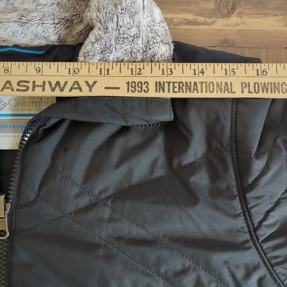 Columbia Women’s Black Waterproof Interchange Winter Jacket - Picture 12 of 16